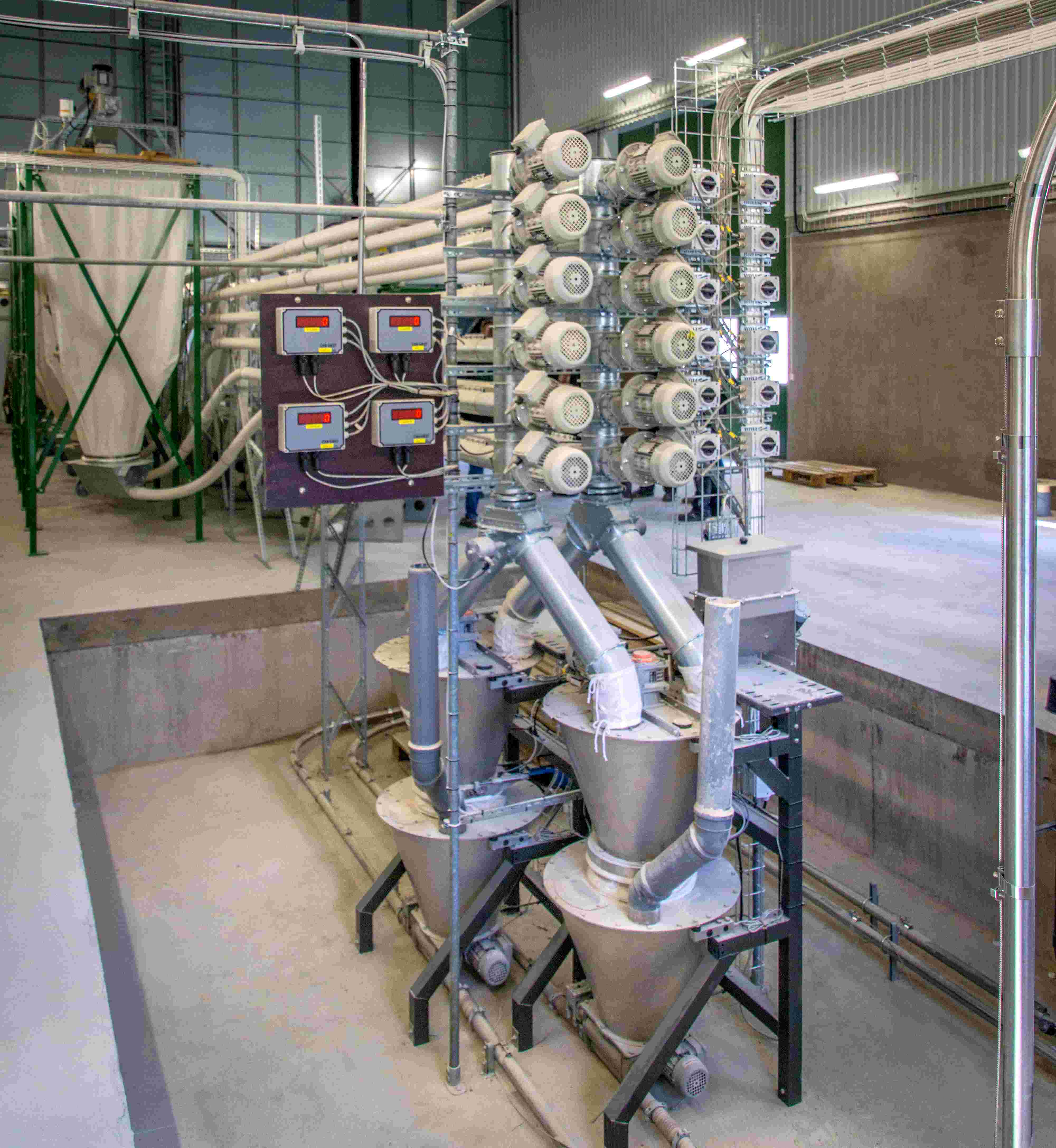 TELL Dosiertechnik – Präzise Dosierung für Industrie und Landwirtschaft TELL Dosiertechnik – präzises Dosiersystem für rieselfähige Substrate in Industrie und Landwirtschaft